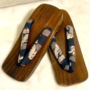 Unisex sandals